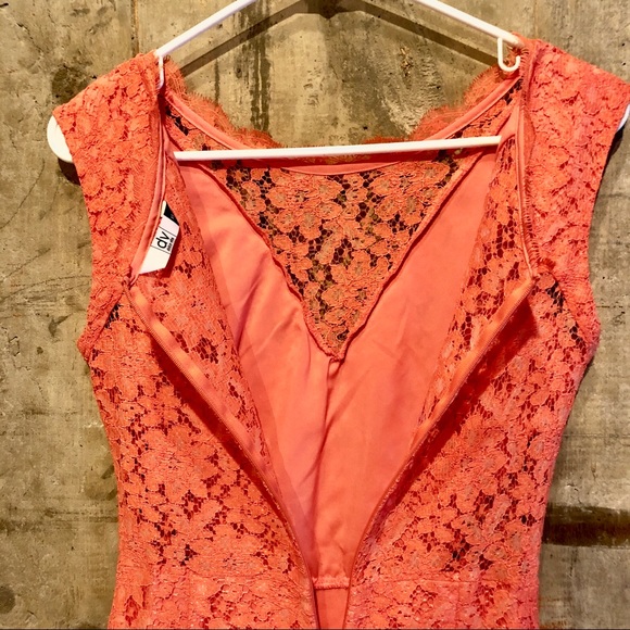 Dolce Vita coral lace dress - Picture 13 of 14
